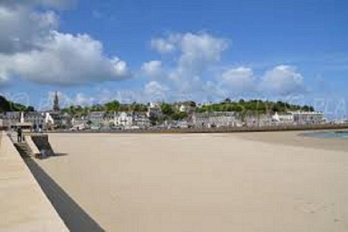 Au Bruit Des Vagues Apartment Binic Bagian luar foto