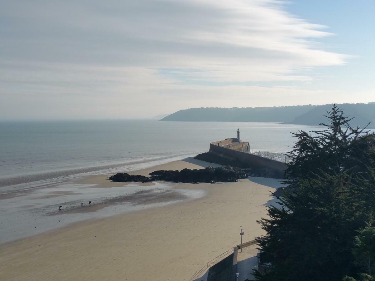 Au Bruit Des Vagues Apartment Binic Bagian luar foto